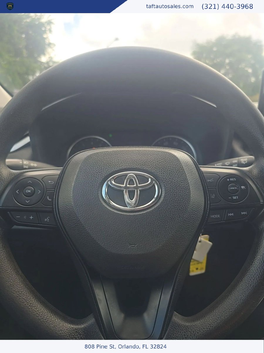 Used 2019 Toyota RAV4 LE w/ All Weather Liner Package AWD/4WD image 12