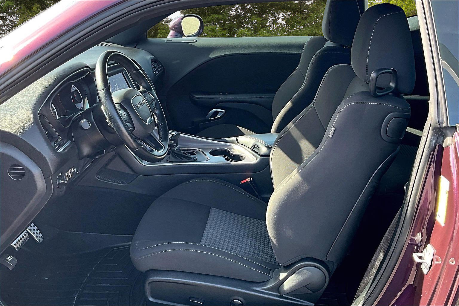 Used 2022 Dodge Challenger R/T w/ Shaker Package image 22