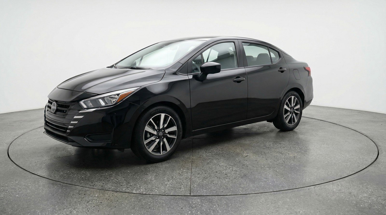 Used 2025 Nissan Versa SV FWD image 3
