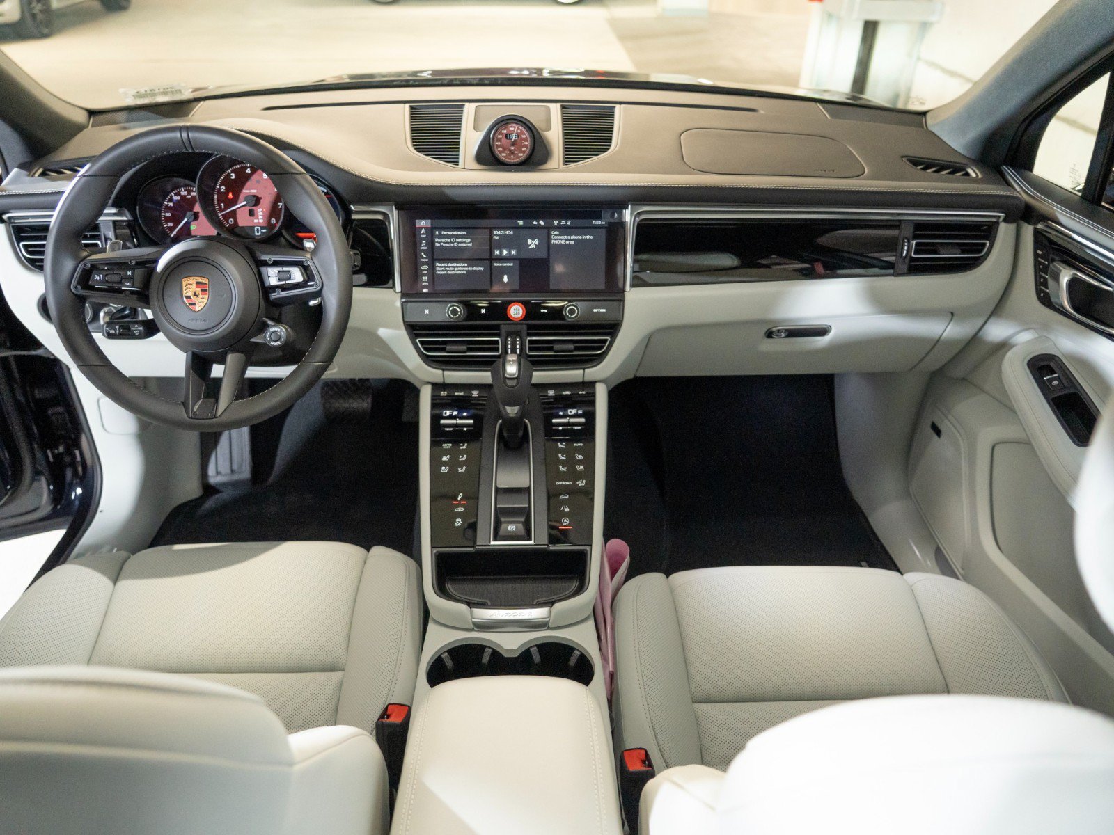New 2026 Porsche Macan S AWD/4WD image 24