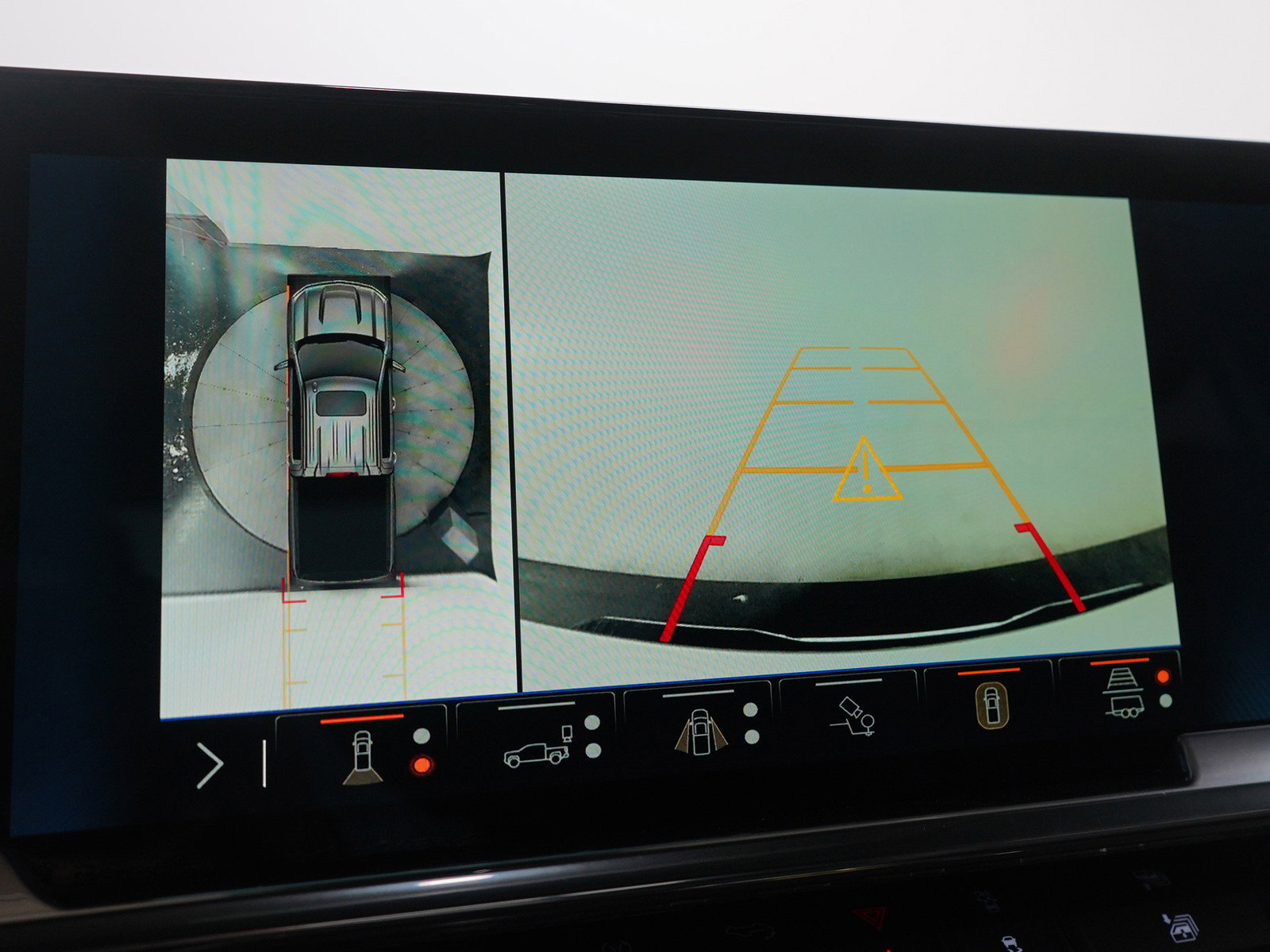 Used 2025 Chevrolet Silverado 1500 High Country image 29