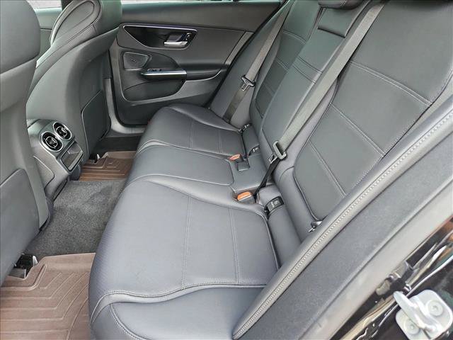 Used 2025 Mercedes-Benz C 300 Sedan image 19