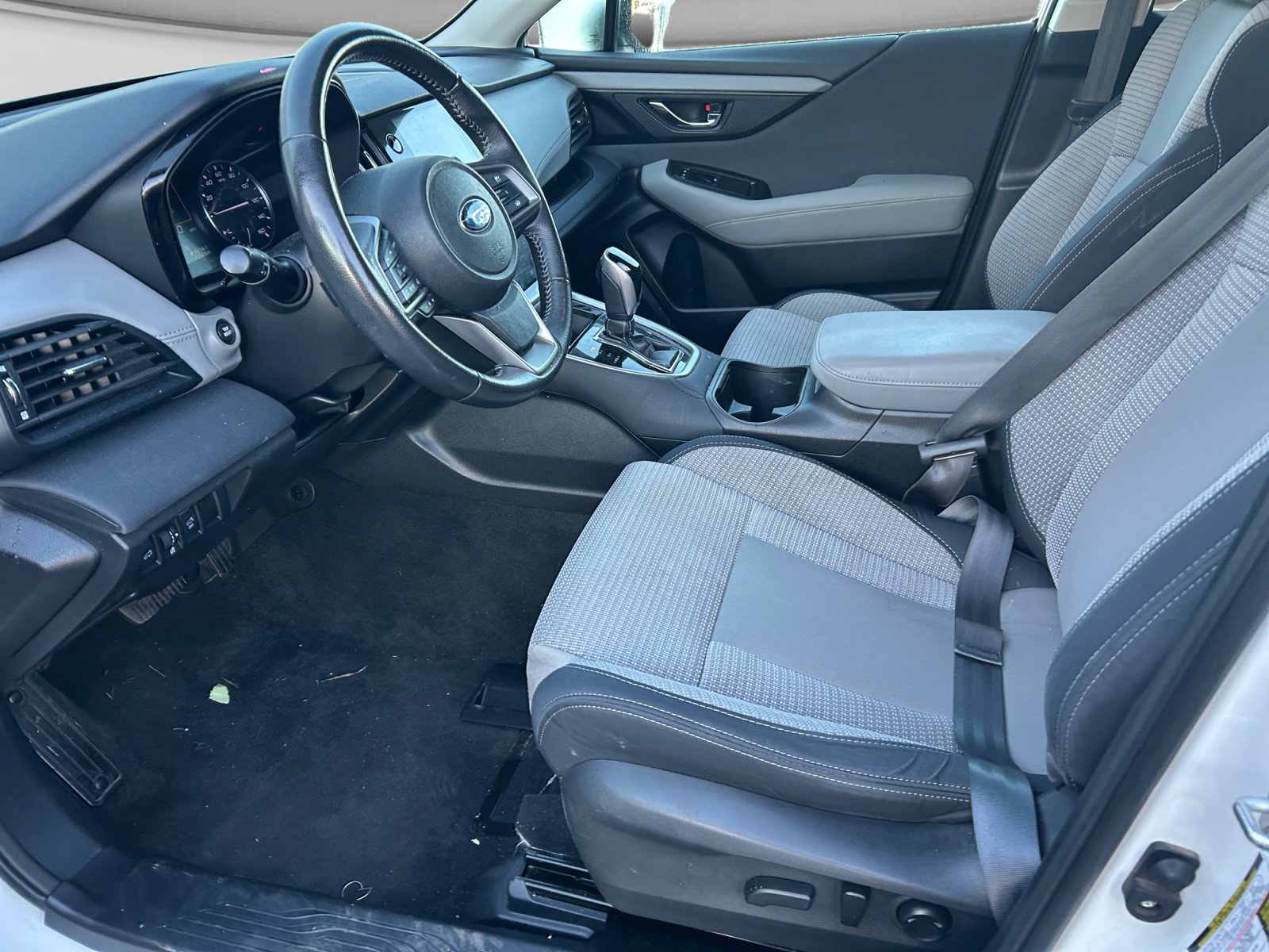 Used 2023 Subaru Outback Premium AWD/4WD image 16