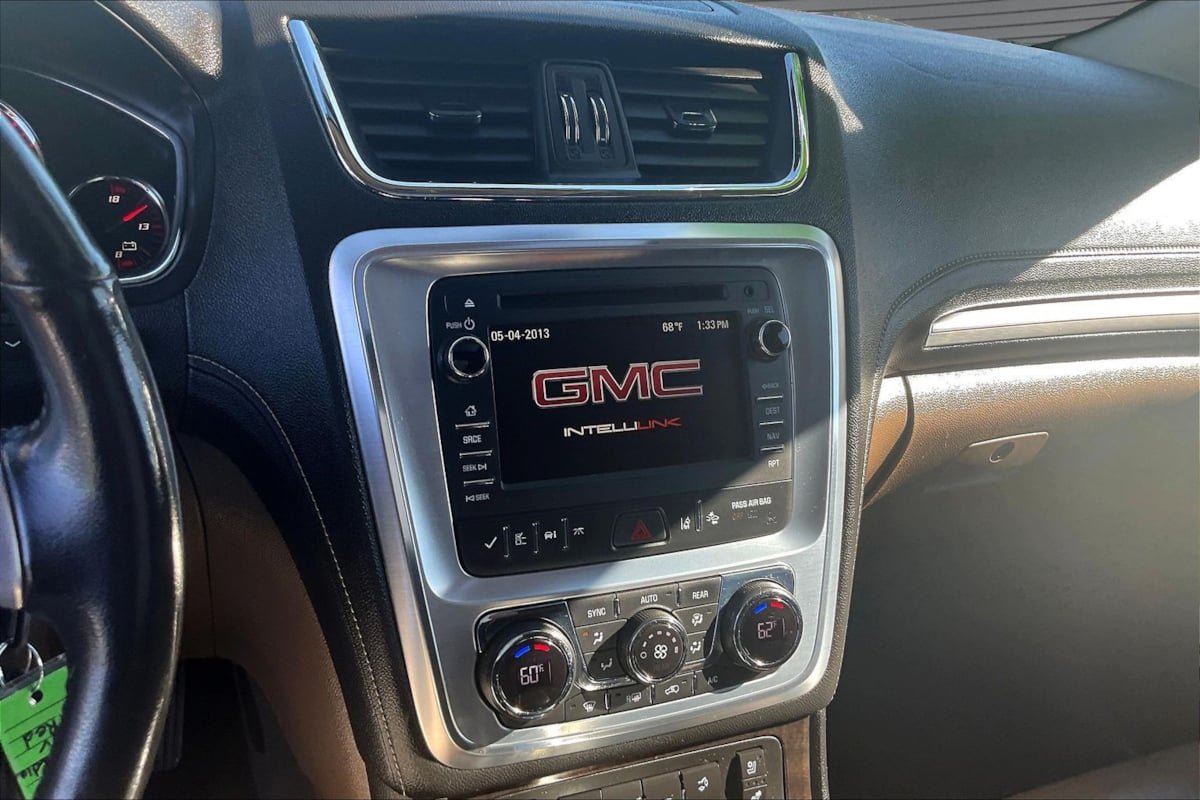 Used 2016 GMC Acadia SLT w/ Open Road Package AWD/4WD image 14