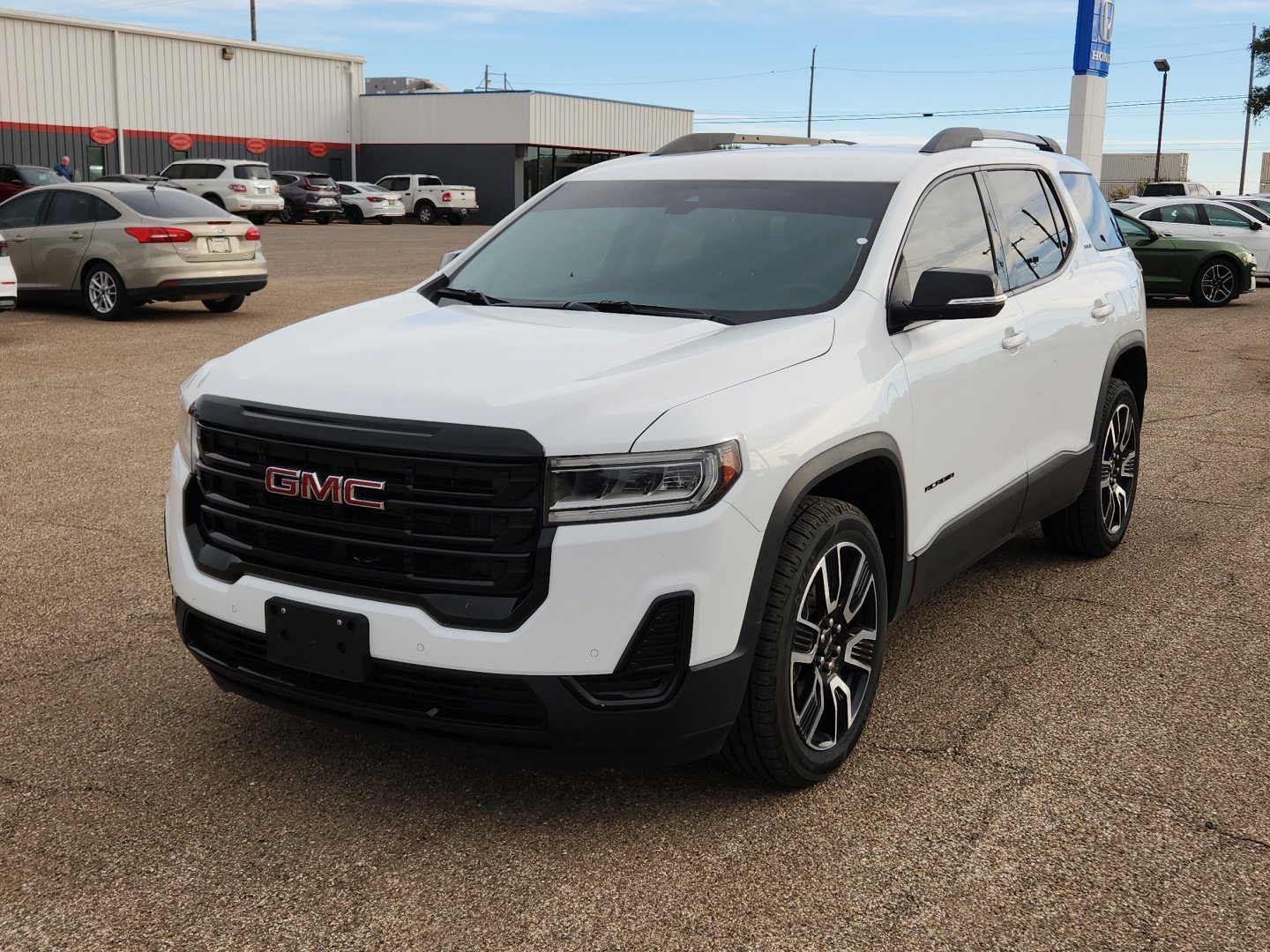 Used 2021 GMC Acadia SLE w/ Driver Convenience Package