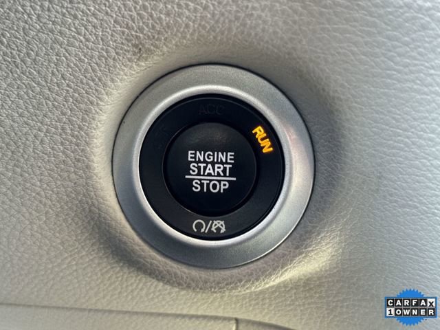 Used 2024 Chrysler Pacifica Limited image 17