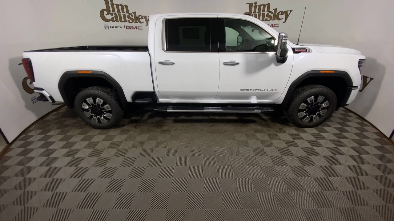 New 2026 GMC Sierra 2500 Denali w/ Denali Reserve Package AWD/4WD image 9