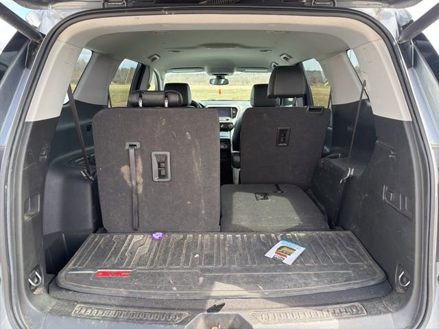 Used 2021 GMC Acadia SLT w/ Trailering Package image 12