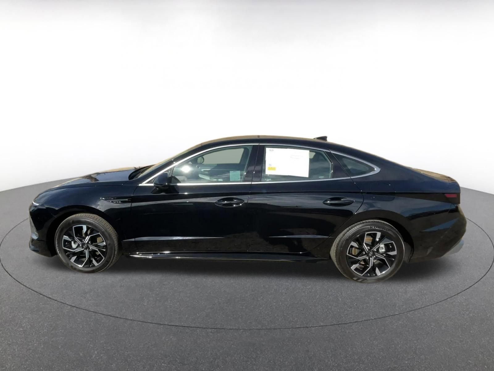 Used 2025 Hyundai Sonata SEL image 10