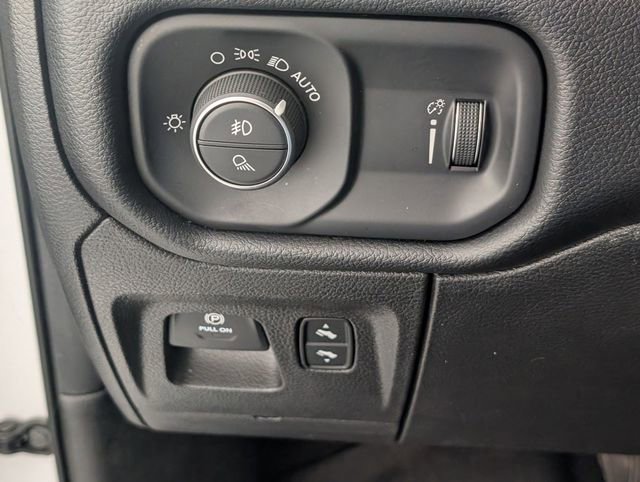 Used 2020 RAM 1500 Big Horn image 14