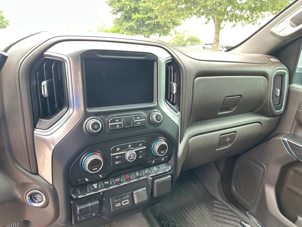 Used 2020 Chevrolet Silverado 3500 LTZ AWD/4WD image 23