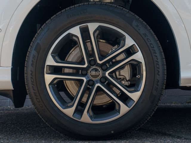 New 2025 Audi Q5 Premium AWD/4WD image 7
