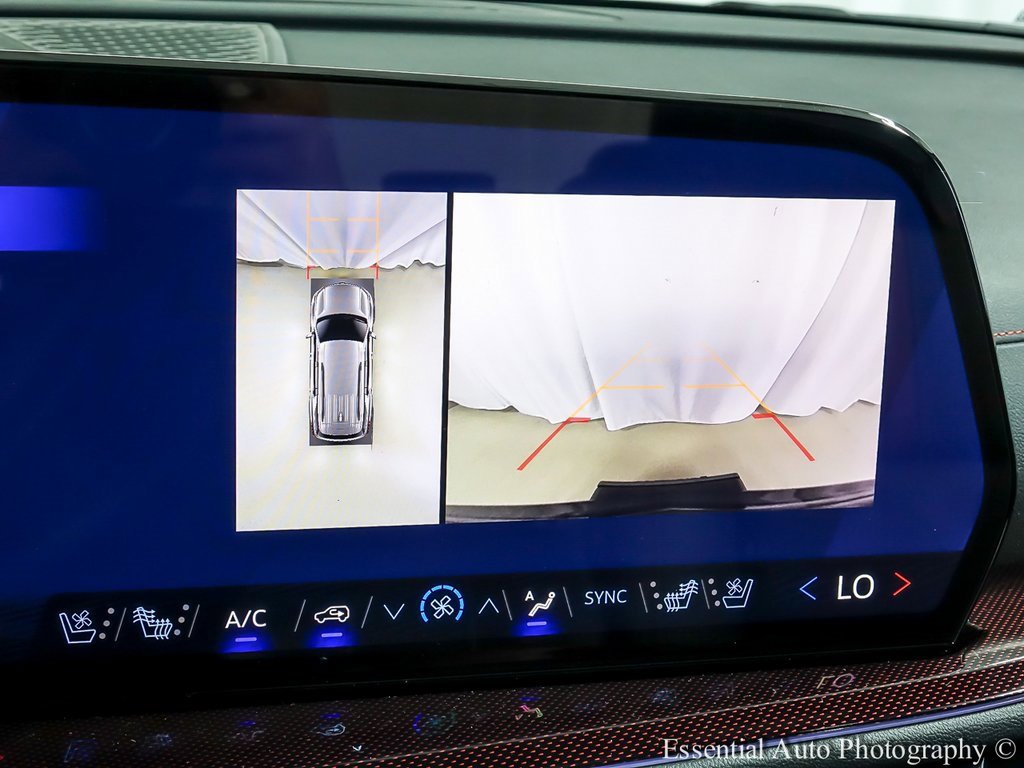 New 2026 Chevrolet Traverse RS w/ LPO, Floor Liner Package image 20