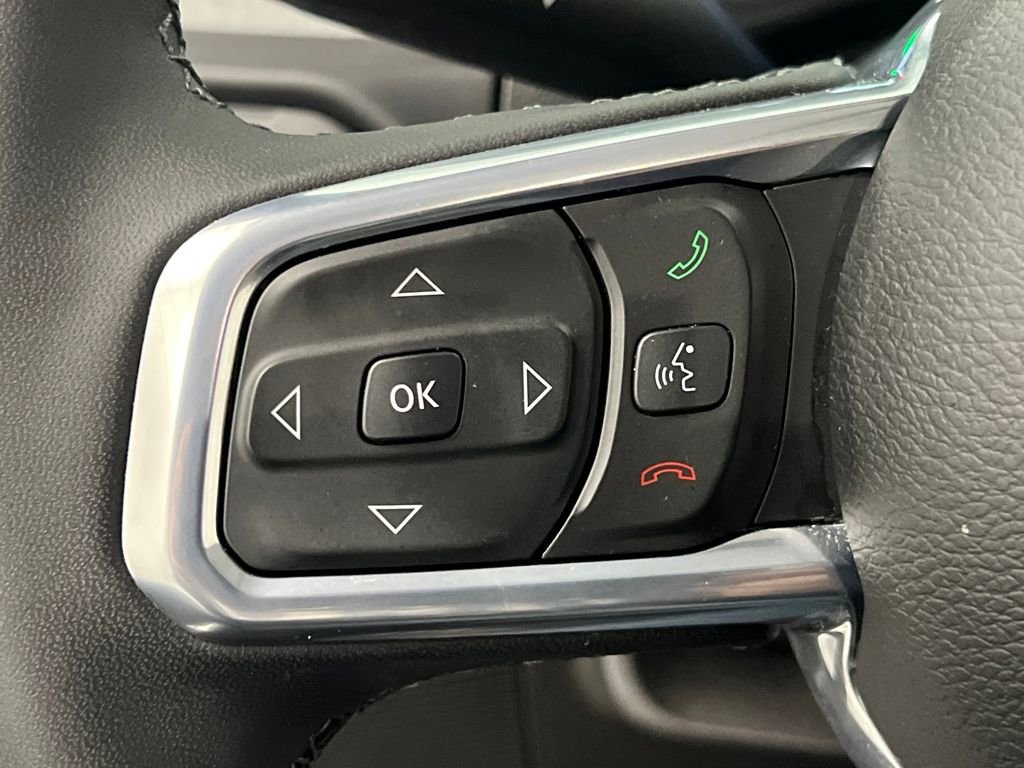 Used 2025 Jeep Wrangler Sahara 4xe image 37