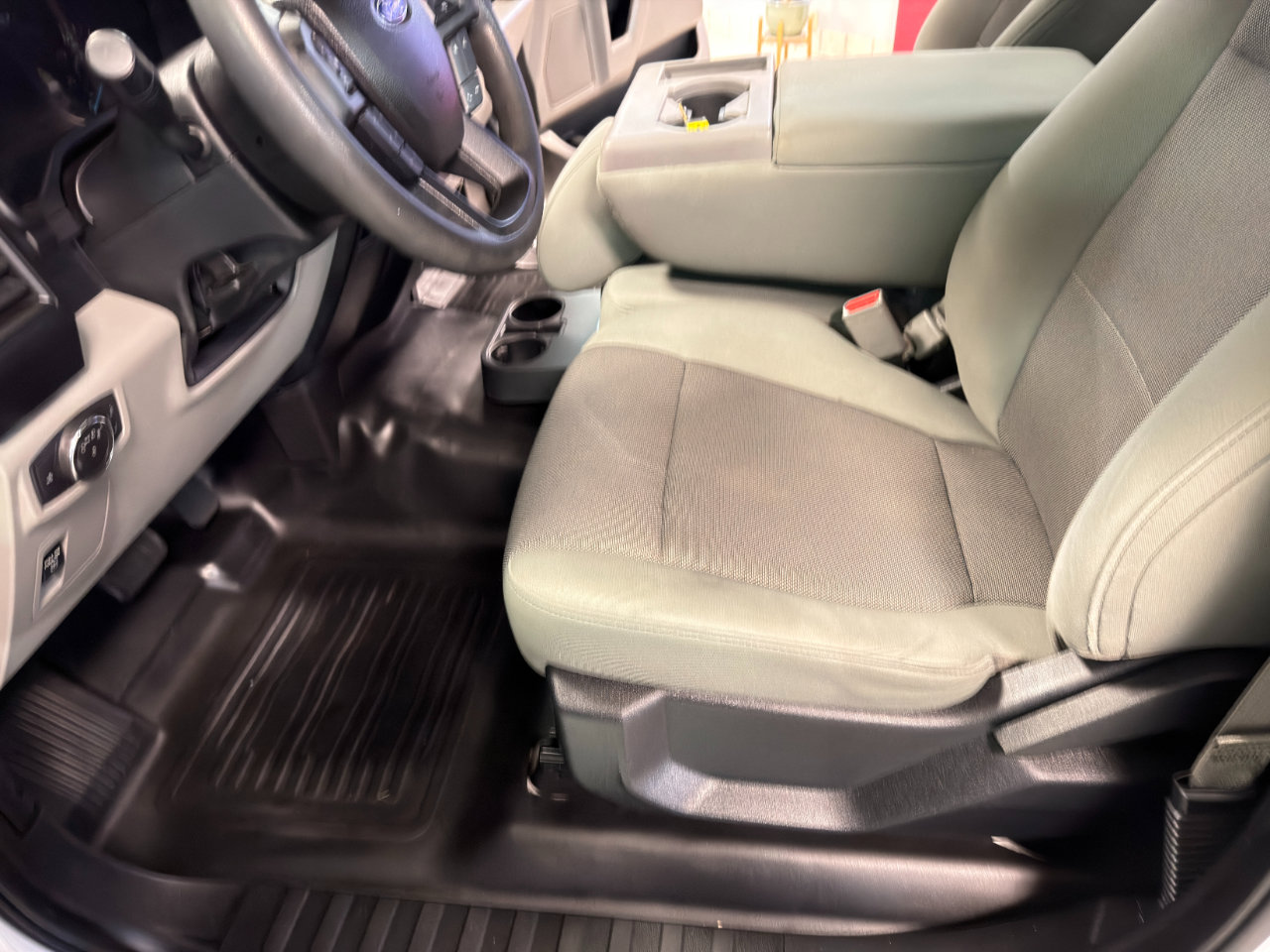 Used 2016 Ford F150 XL w/ Equipment Group 101A Mid image 17