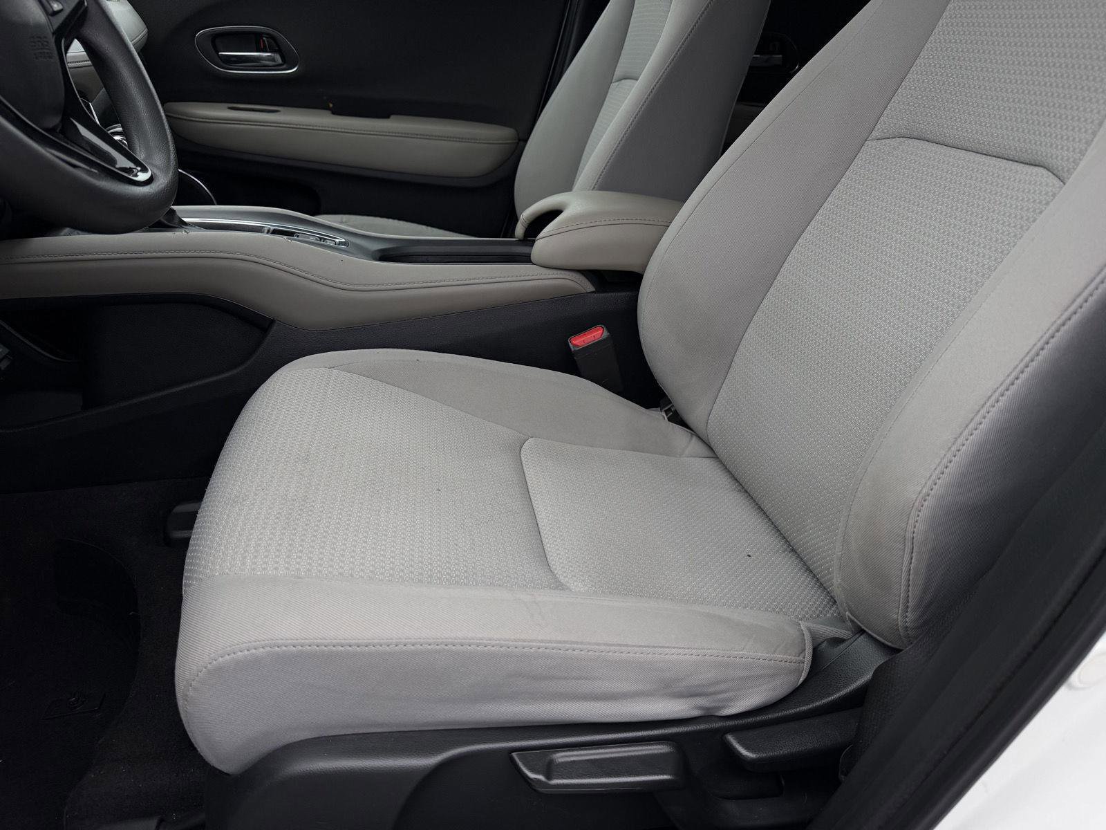 Used 2022 Honda HR-V EX image 10