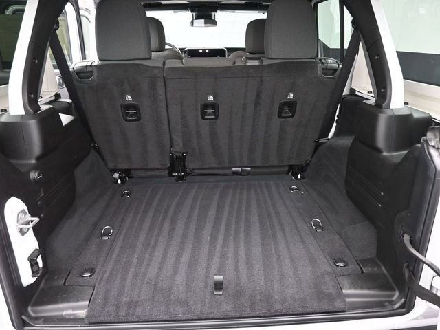 Used 2025 Jeep Wrangler Unlimited Rubicon image 10