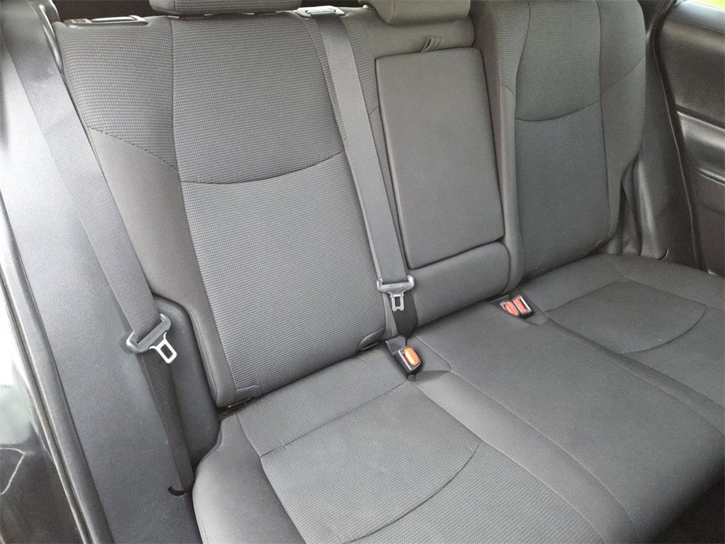 Used 2021 Toyota RAV4 LE image 16