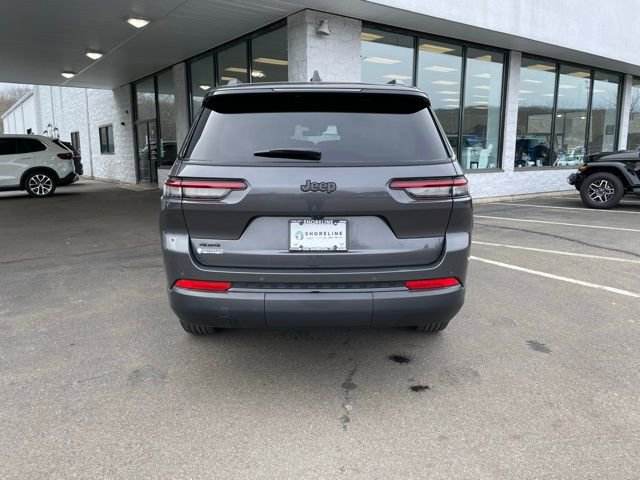 Used 2025 Jeep Grand Cherokee L Altitude image 6