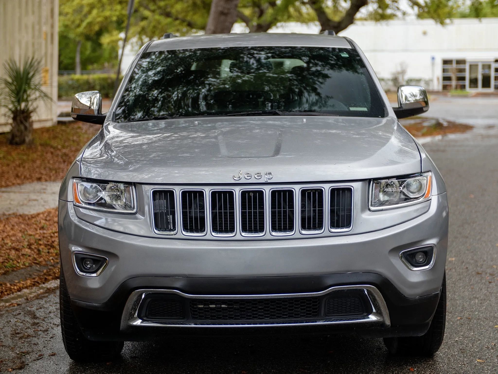 Used 2014 Jeep Grand Cherokee Limited image 4