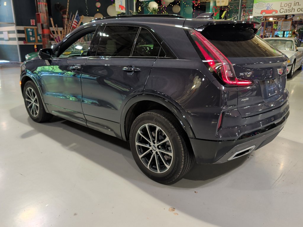 Used 2025 Cadillac XT4 Sport AWD/4WD image 15