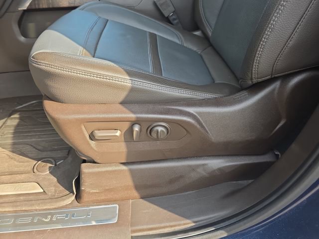 Used 2020 GMC Sierra 2500 Denali w/ Denali Ultimate Package image 28