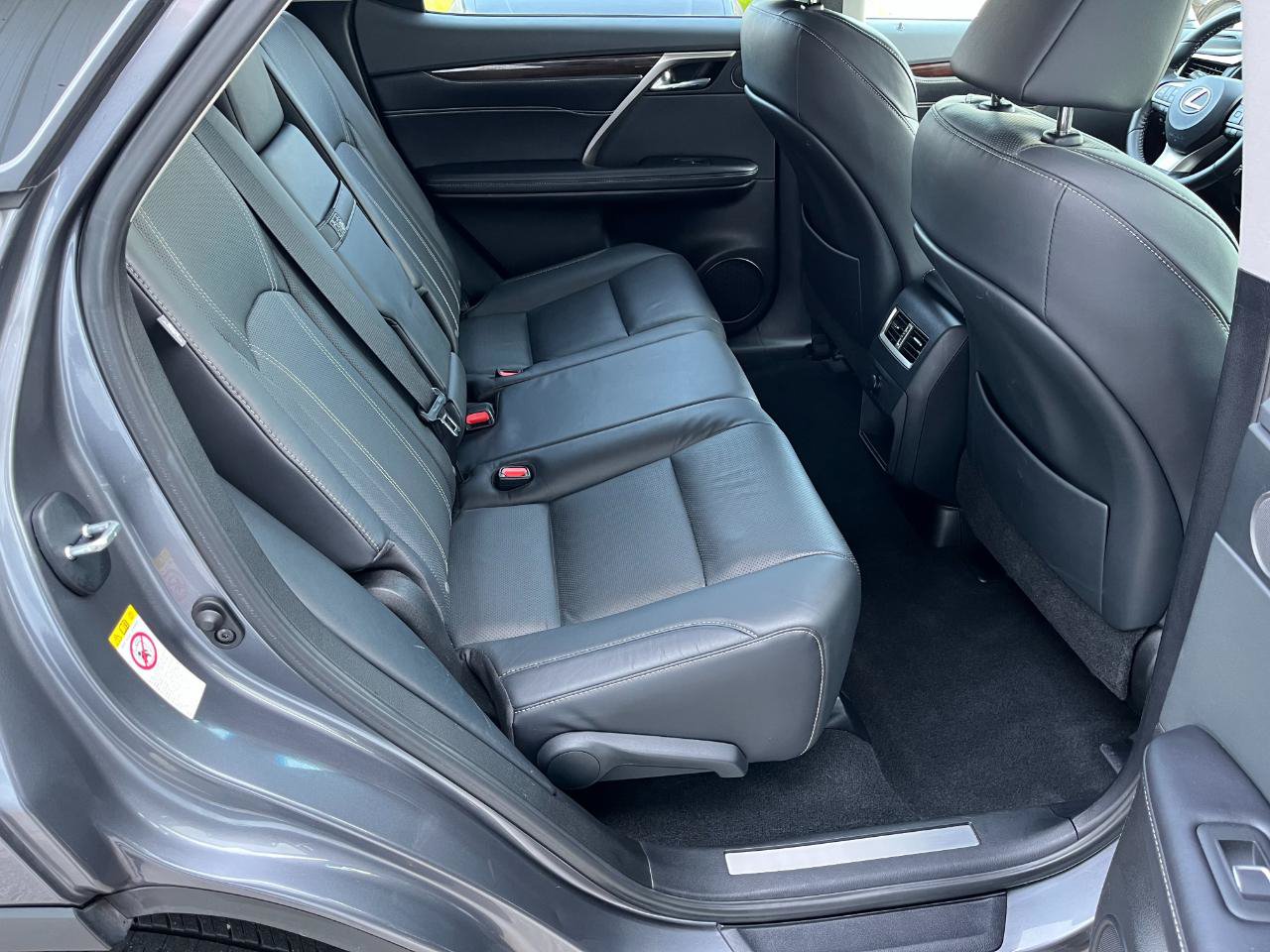 Used 2018 Lexus RX 450h AWD w/ Premium Package image 17