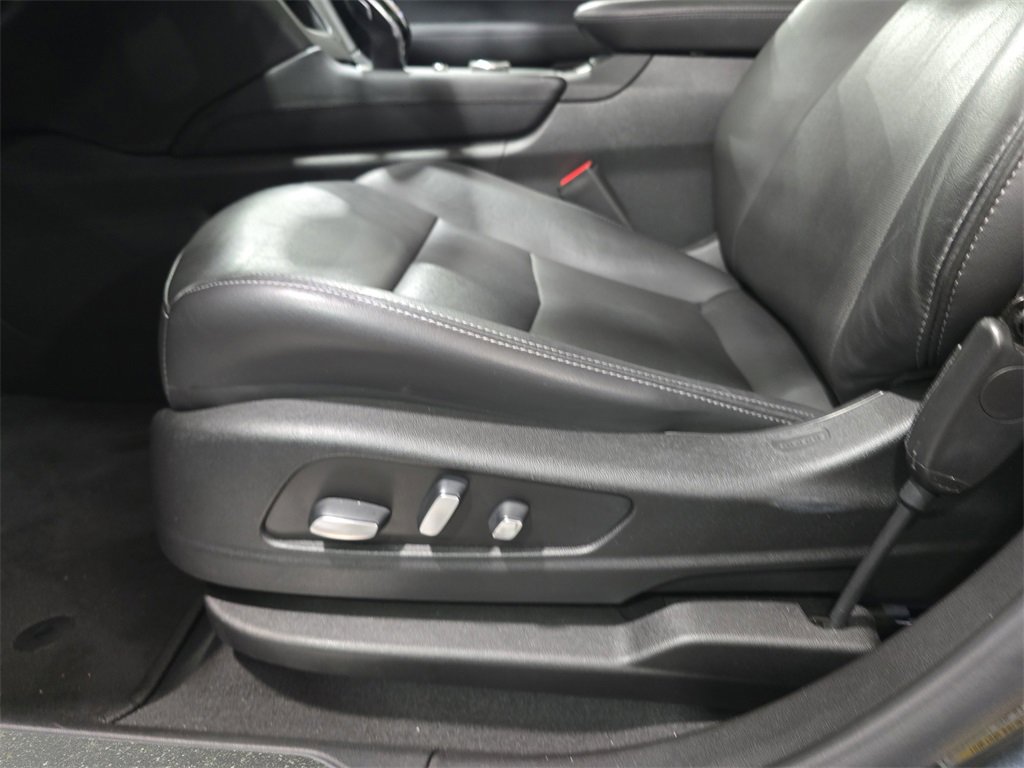 Used 2021 Cadillac XT5 Premium Luxury image 27