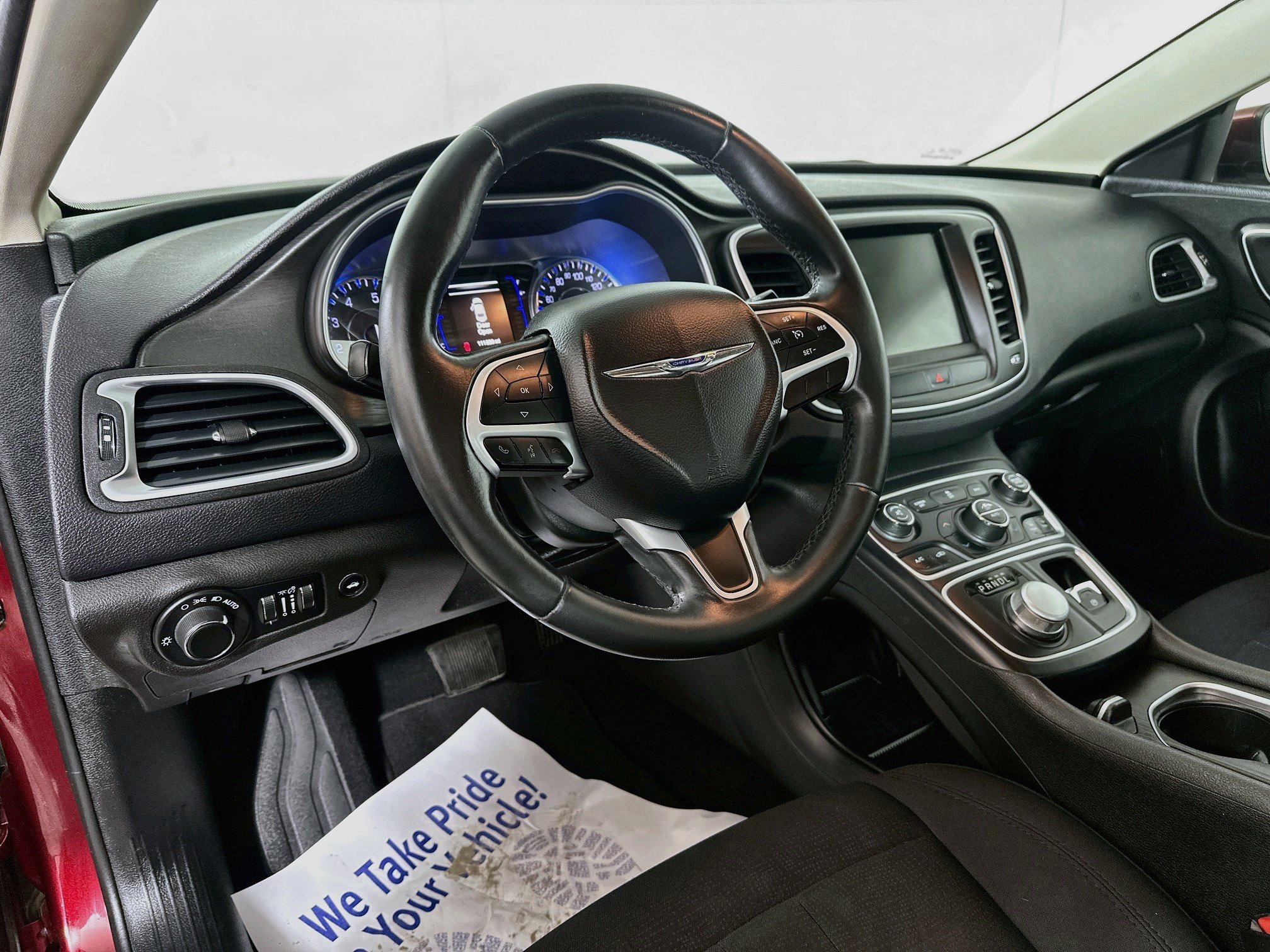 Used 2015 Chrysler 200 Limited w/ Convenience Group FWD image 9