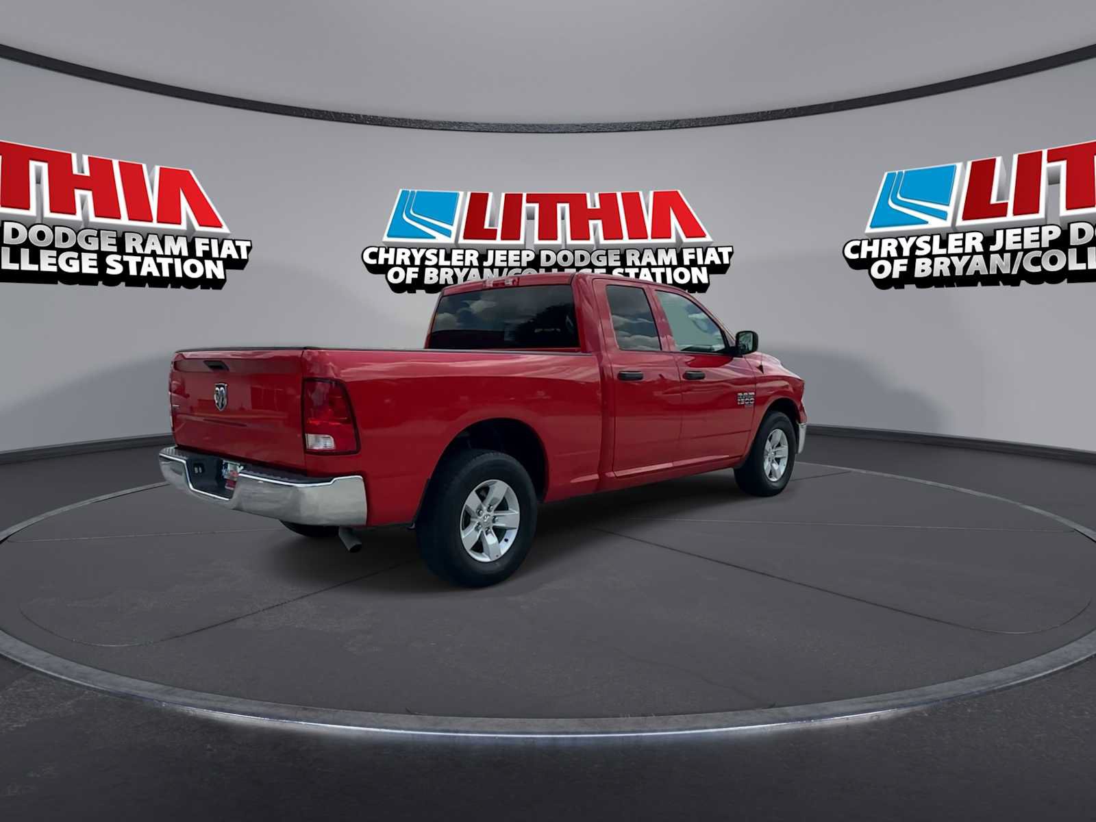 Used 2024 RAM 1500 Classic SLT RWD image 8