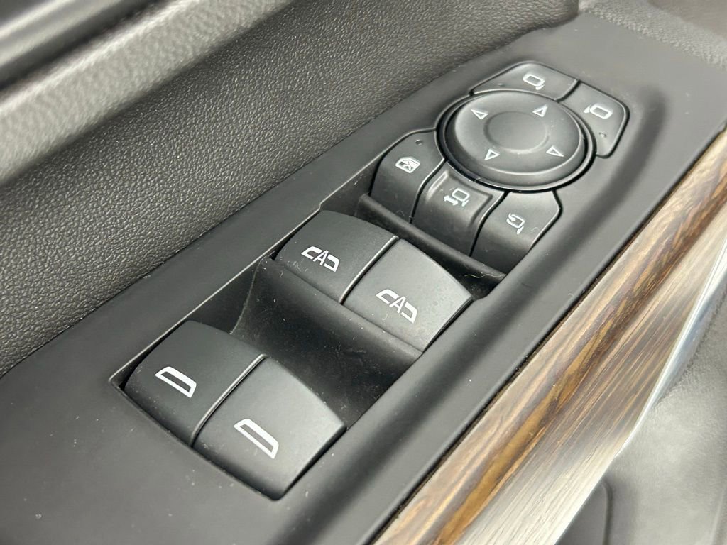 Used 2023 Chevrolet Silverado 3500 High Country image 35