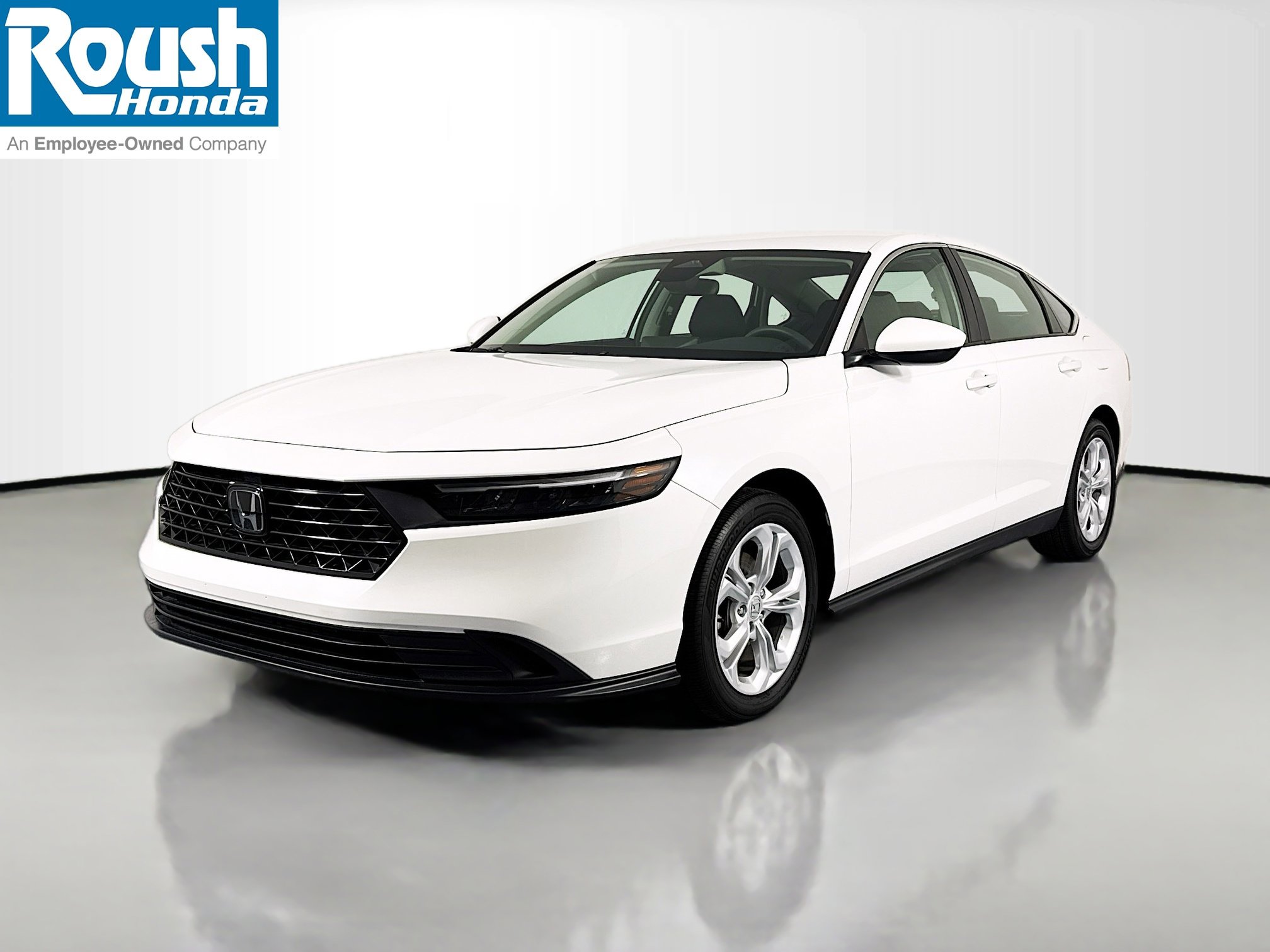 Certified 2023 Honda Accord LX image 1