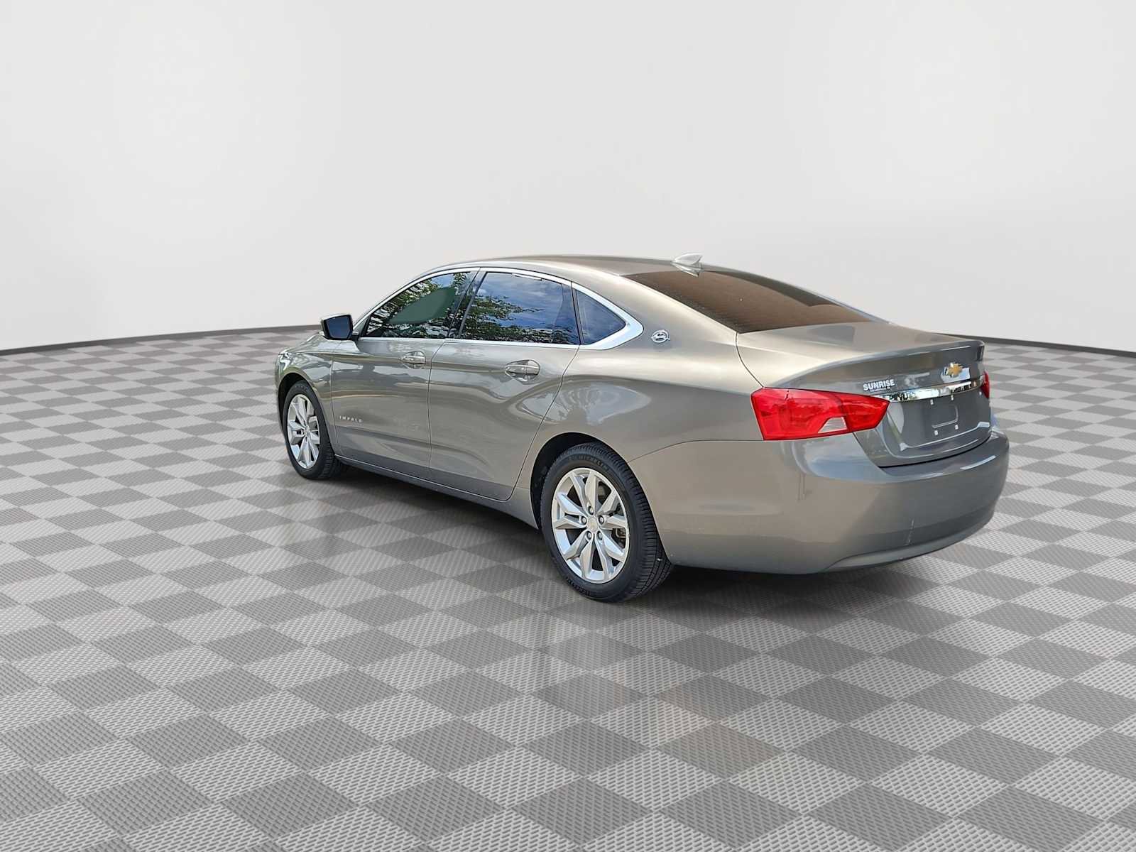 Used 2019 Chevrolet Impala LT image 6