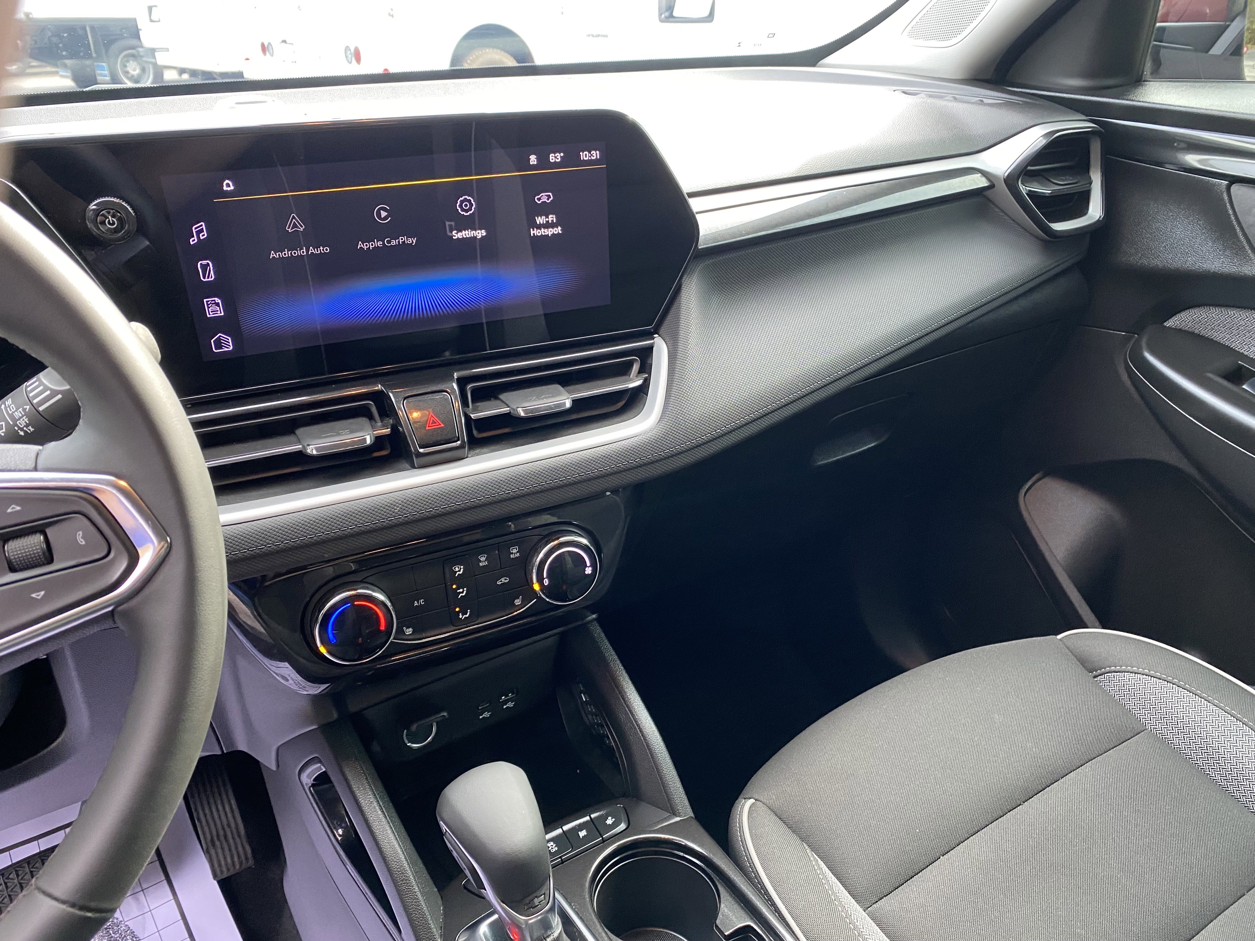 Used 2024 Chevrolet TrailBlazer LT w/ LT Cold Weather Package image 23