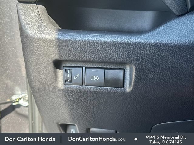 Used 2024 Toyota RAV4 LE AWD/4WD image 23