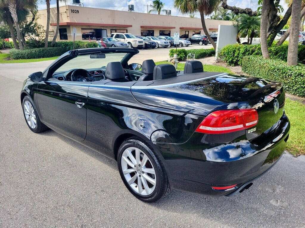 Used 2012 Volkswagen Eos Komfort image 3