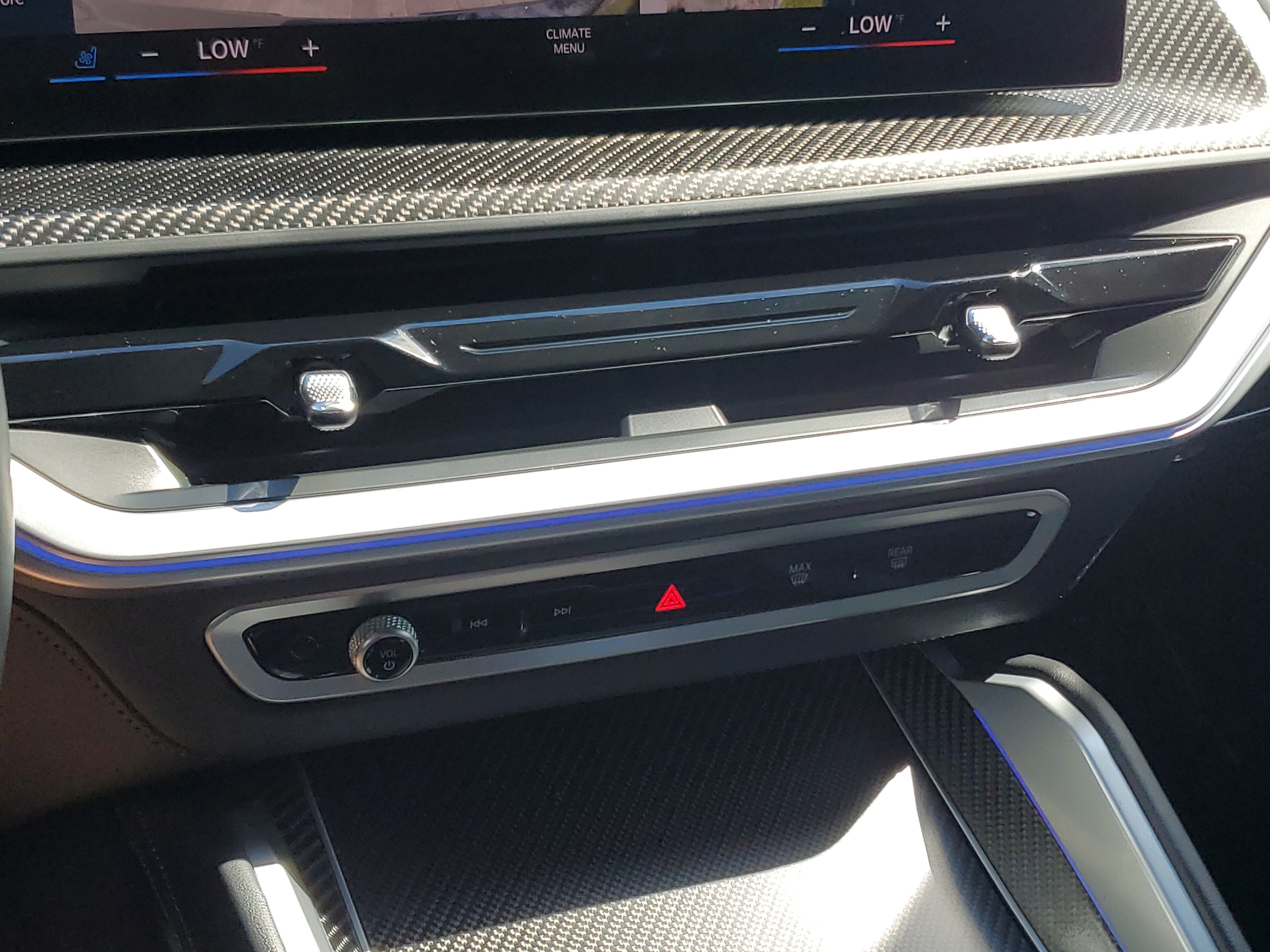 Used 2023 BMW XM AWD/4WD image 28