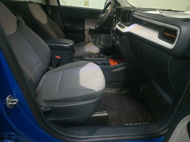 Used 2022 Ford Maverick XLT image 3