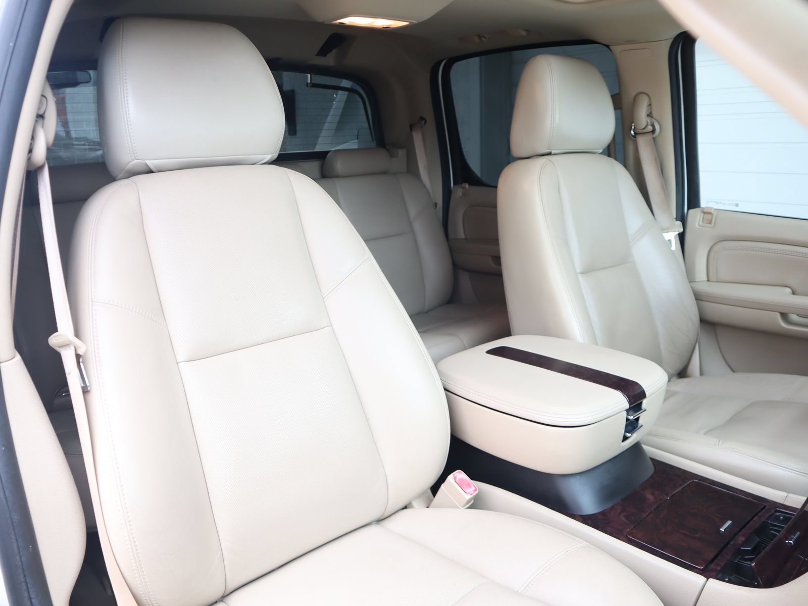 Used 2009 Cadillac Escalade EXT AWD/4WD image 55