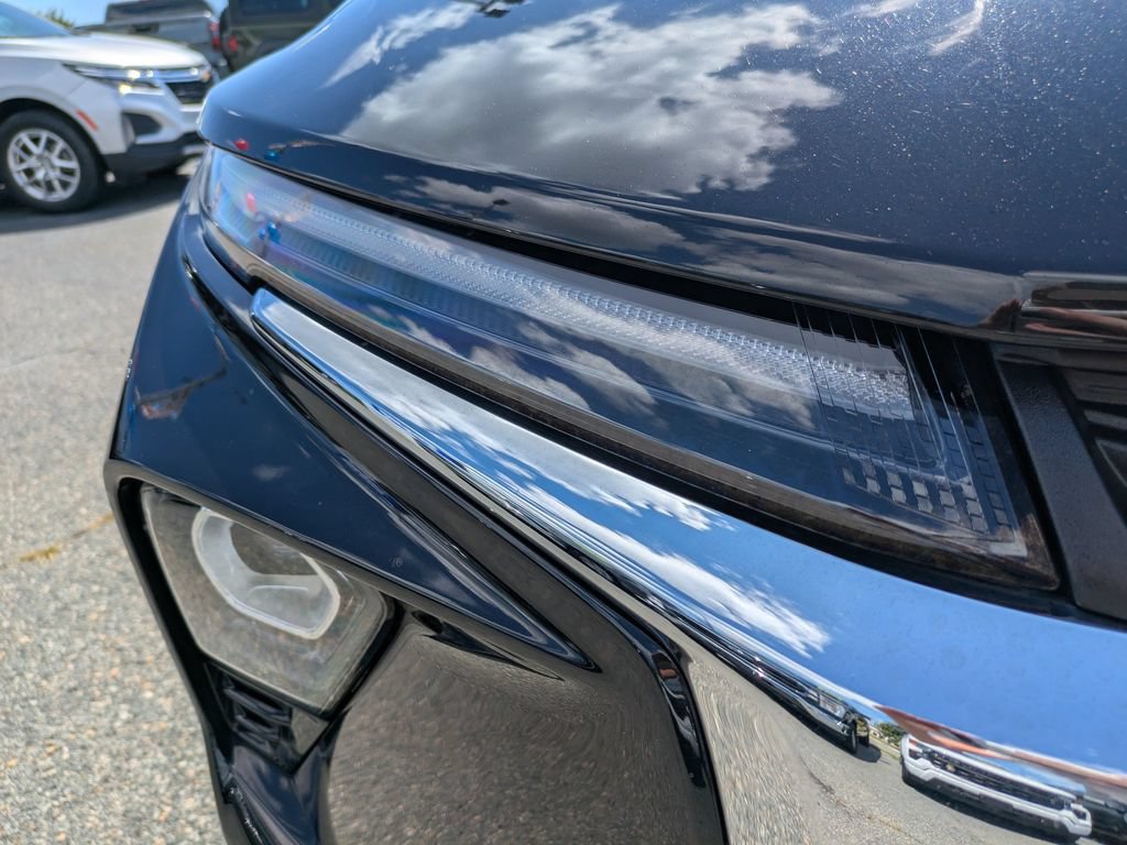 Used 2025 Chevrolet TrailBlazer LT AWD/4WD image 11