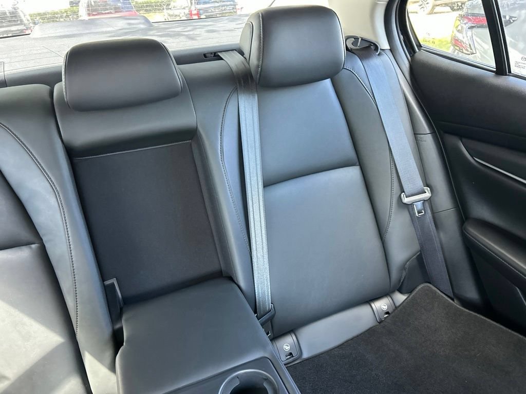 Used 2023 MAZDA MAZDA3 s FWD image 14