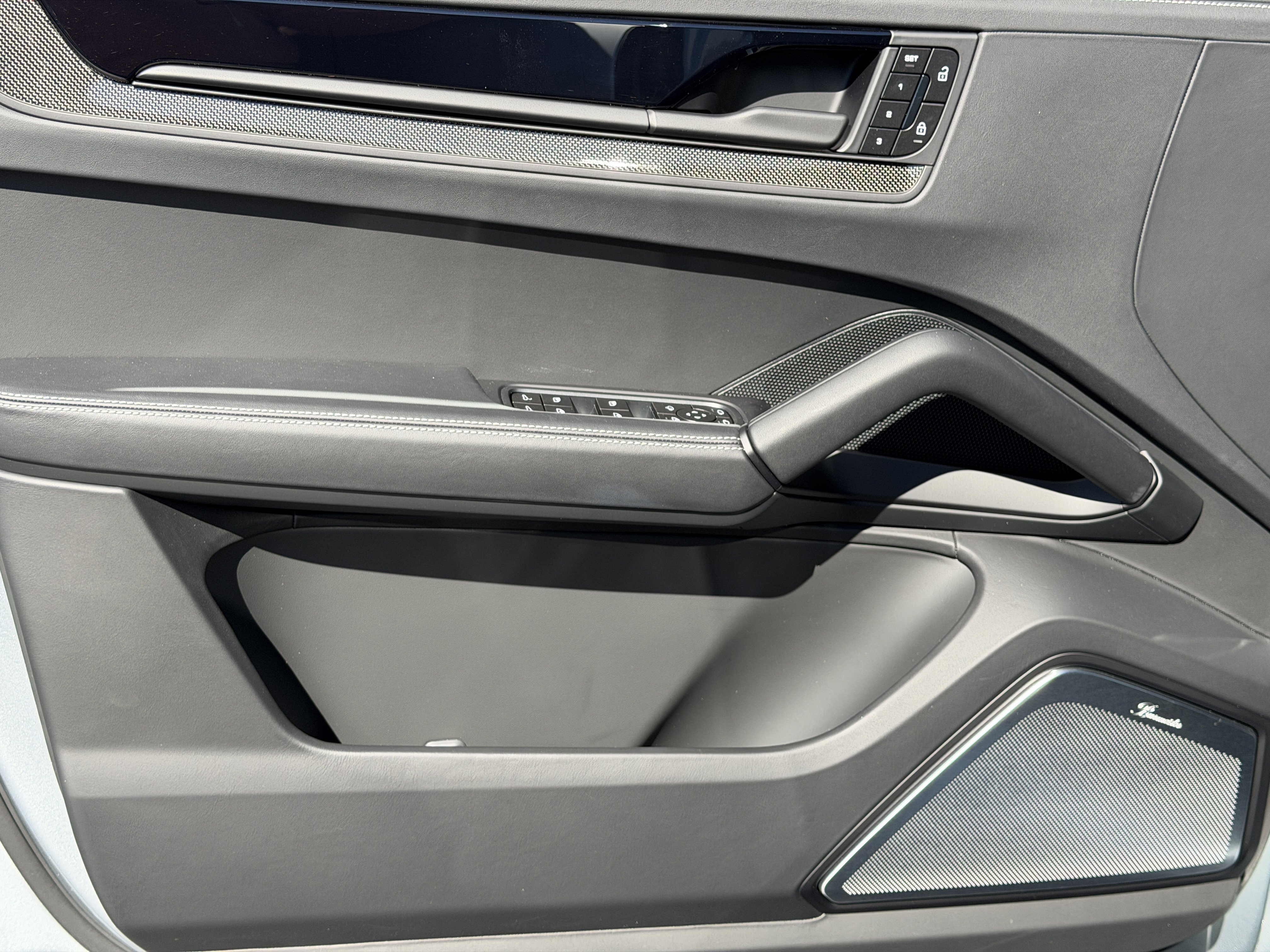 New 2026 Porsche Cayenne GTS image 22