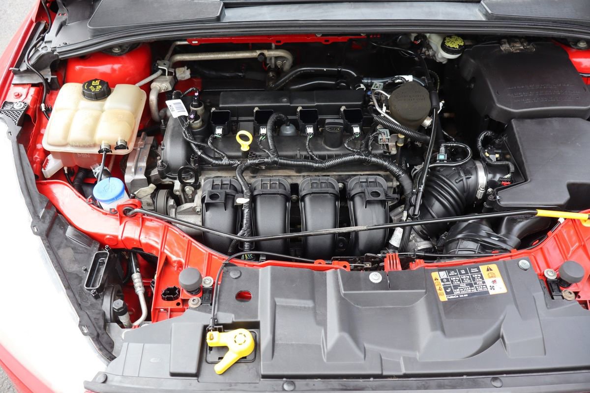 Used 2016 Ford Focus SE FWD image 38