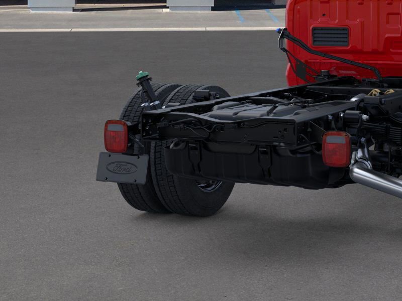 New 2025 Ford F550 4x4 Crew Cab Super Duty w/ XLT Value Package image 21