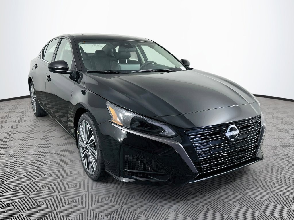 New 2026 Nissan Altima 2.5 SV w/ SV Premium Package FWD image 3