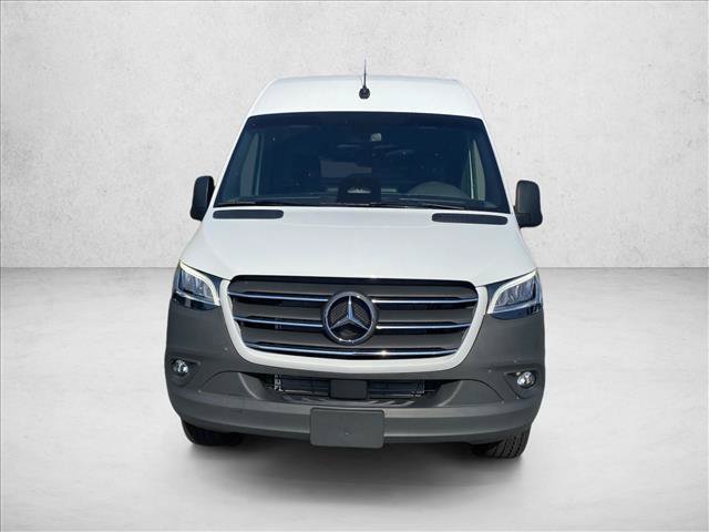 Used 2025 Mercedes-Benz Sprinter 2500 image 6