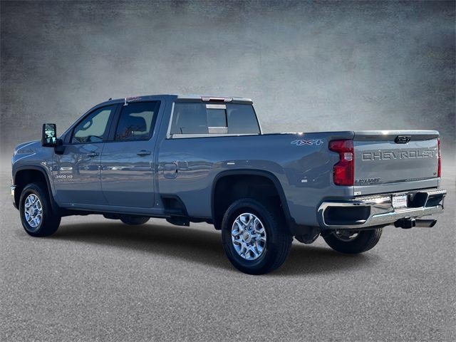 Used 2024 Chevrolet Silverado 3500 LT w/ Convenience Package image 4