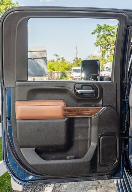 Used 2022 Chevrolet Silverado 3500 High Country image 33