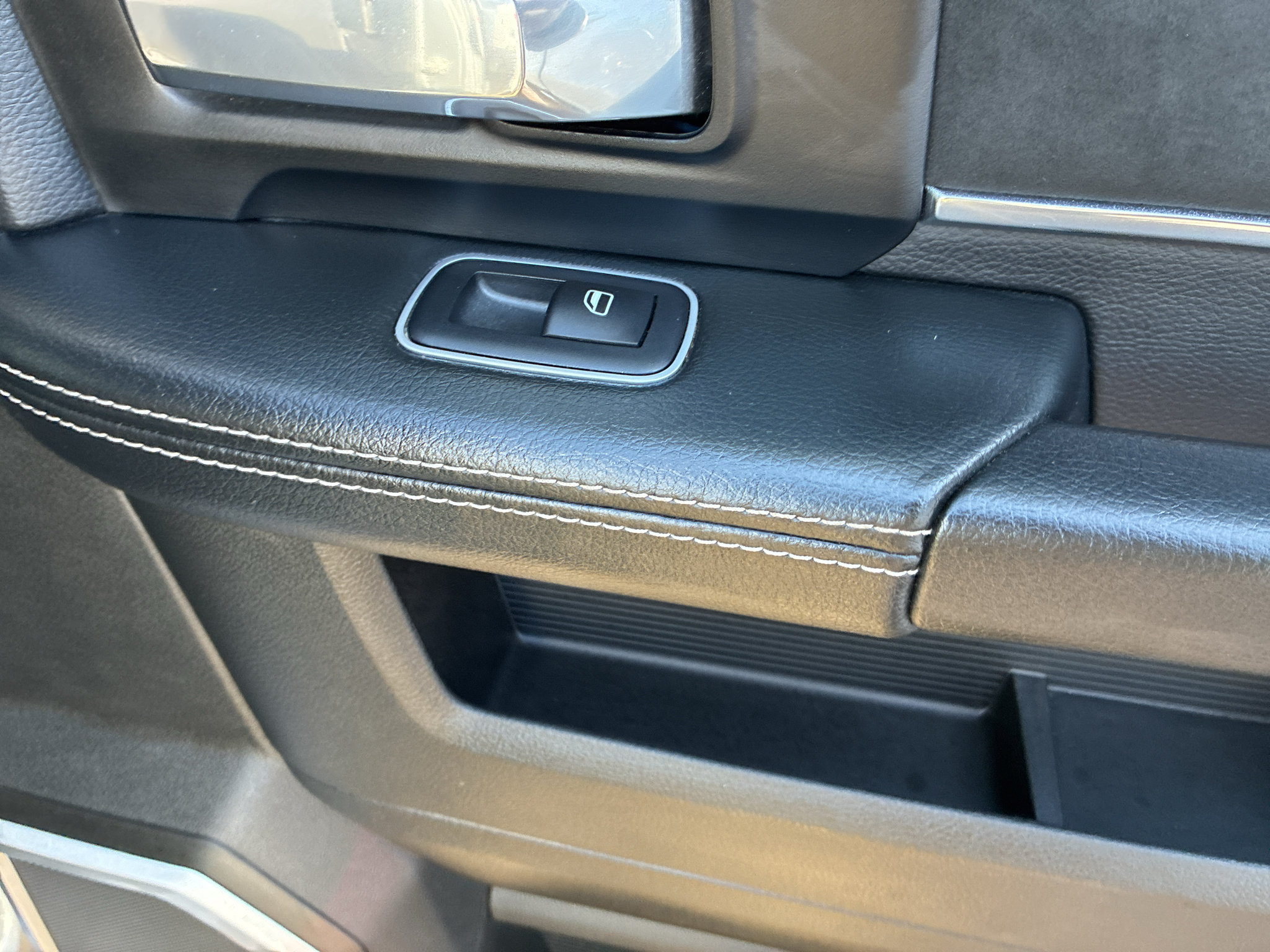 Used 2022 RAM 2500 Laramie AWD/4WD image 52
