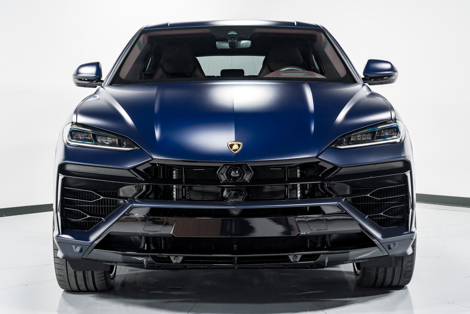 Used 2025 Lamborghini Urus SE AWD/4WD image 8